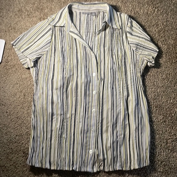 Apt. 9 Tops - Stretchy Vertical Stripe Button Down Shirt